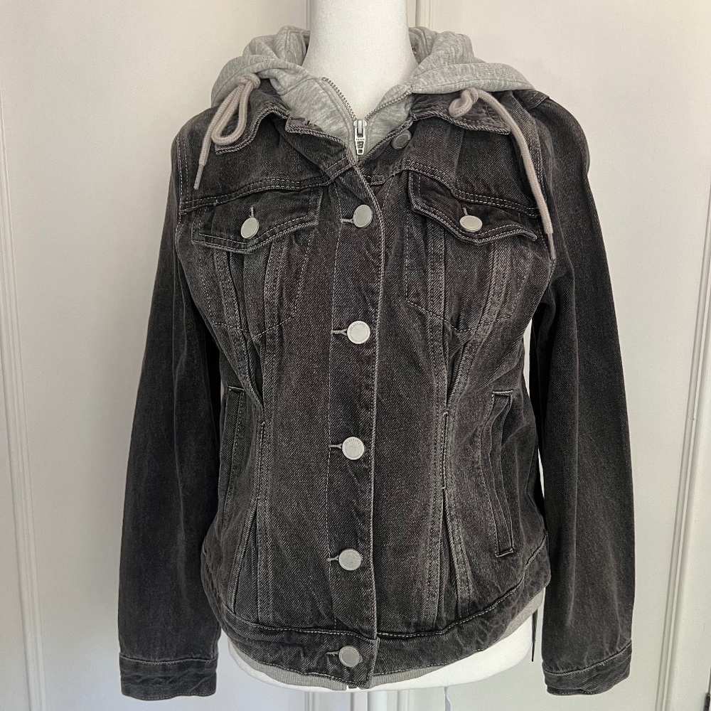 NWT Blank NYC Grey Denim Jacket with removable Hood Size Small
